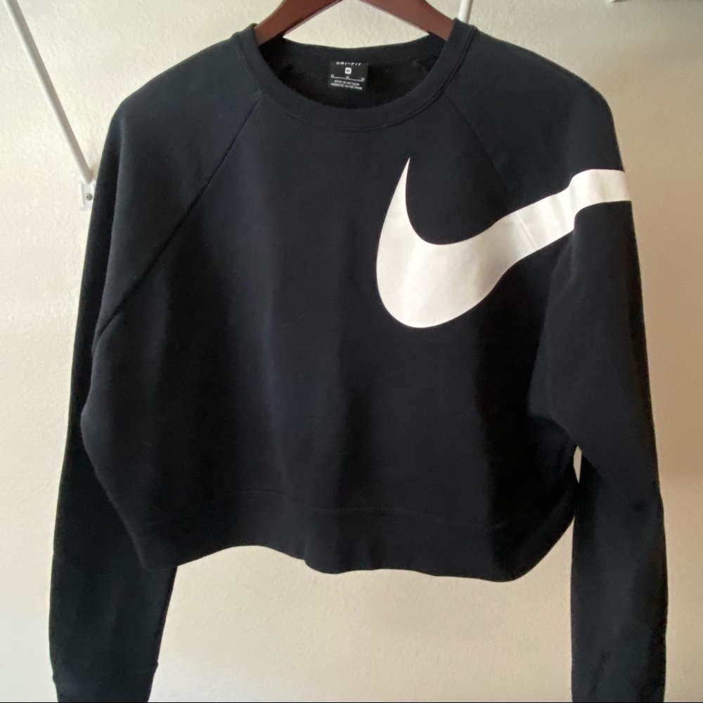 Nike Cropped Crew Neck